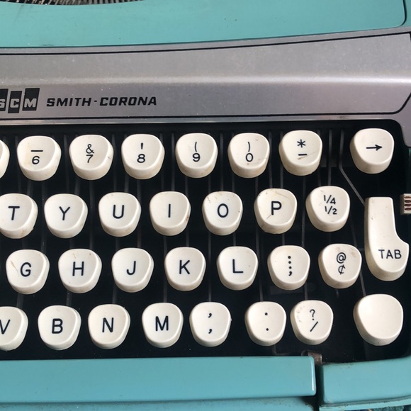 Vintage Smith-Corona Corsair Deluxe typewriter - Picture 7 of 16